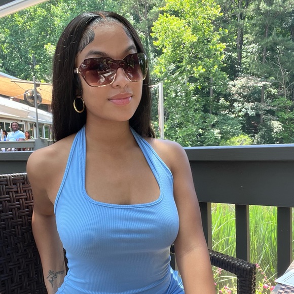 Meet your Posher, Ada - Picture 1 of 1